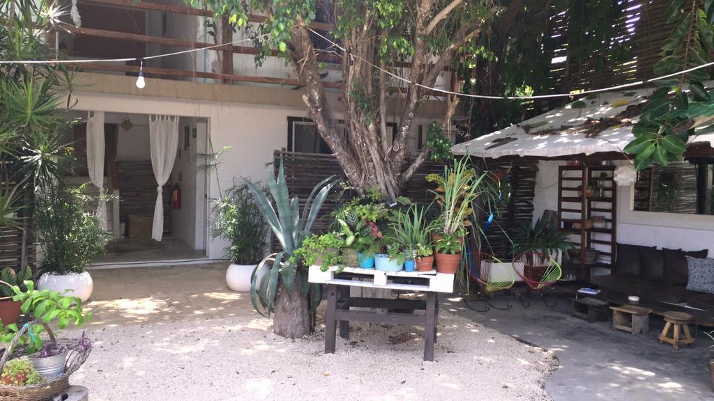 Teetotum Hotel Tulum Exterior foto